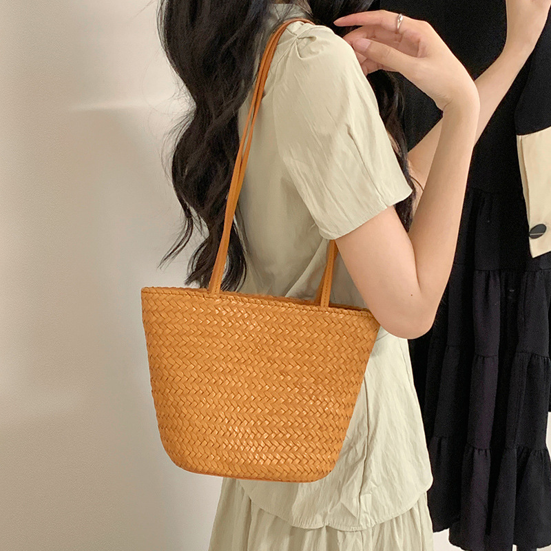 Genuine Leather Shoulder Bag For Women Tote Bag 2025 New Arrival Niche Handmade Cowhide Woven Bag Vacation Market Bag - Thumbnail 2