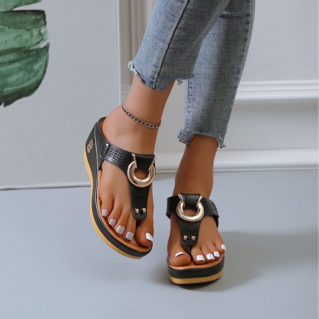 Fashionable beach mule wedge heel