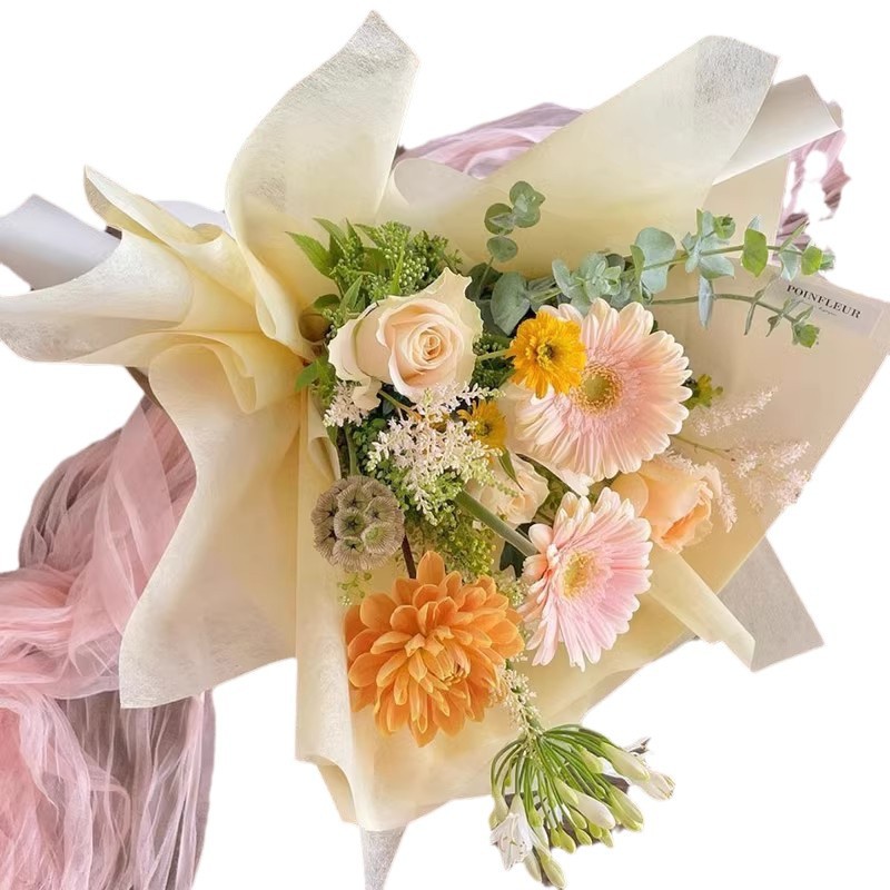 Floral sobre papel material nubes de algodón forrado de papel ramo de flores de papel de algodón envasado de flores de papel enrollado tipo hoja en stock al por mayor