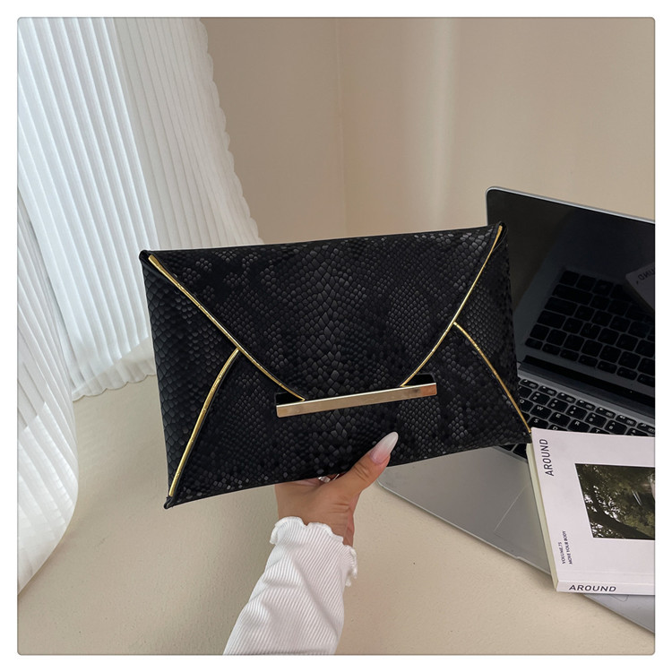 2025 bolsas de mano personales de moda simple bolsas de sobres de estilo exterior