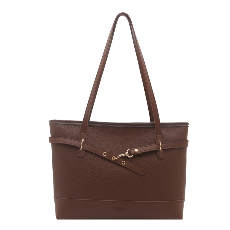 Bolsa de mano japonesa al por mayor Harajuku 2026 primavera nueva bolsa de hombro de lujo ligera bolsa de tendencia bajo la axila