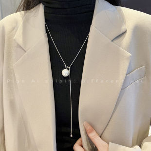 Design adjustable bright pearl necklace light luxury niche clavicle chain female high-grade simple temperament sweater chain