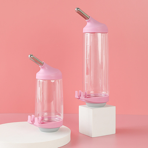 Wholesale Simple Suspension Pet Waterer Plastic Extended Type Dog Cat Rabbit Automatic Water Bottle