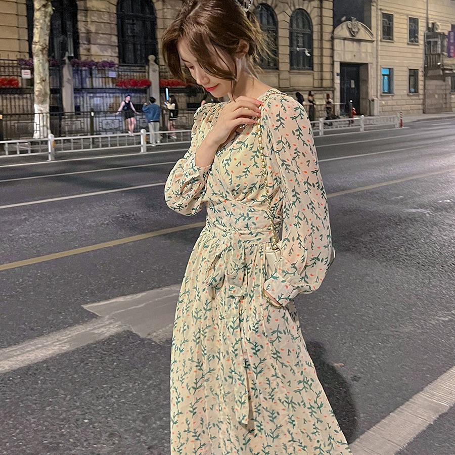 Green shiffon long-sleeve