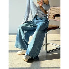 女式T恤;休闲裤;毛衣