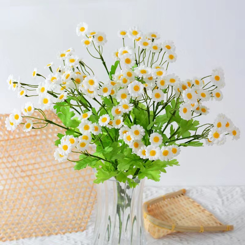 30 heads of artificial chrysanthemum, field small daisy fake flowers, small bunches of flowers, home soft decoration silk flowers wholesale 