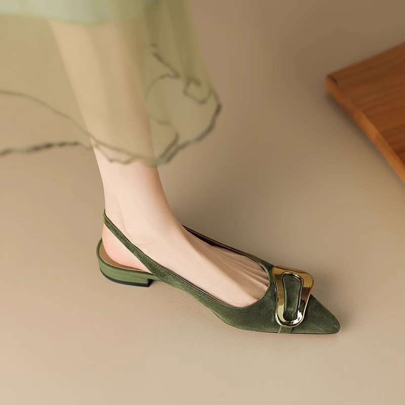 French retro metal buckle flat shoes for women 2024 summer new style Baotou sandals pointed toe temperament shallow mouth single shoes_voghion.com