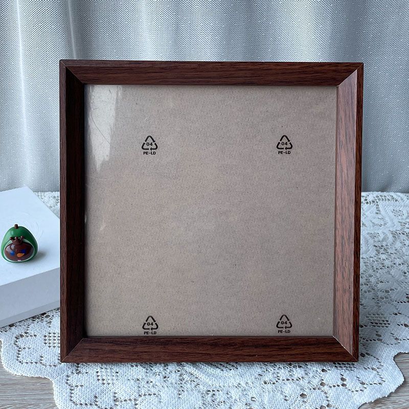Wooden Photo Frame Display Stand for Children's Photos, Portrait Frames, Calligraphy and Cultural Creative Framing, Desktop Decoration Ornament Wooden Photo Frame Display Stand for Children's Photos, Portrait Frames, Calligraphy and Cultural Creative Framing, Desktop Decoration Ornament