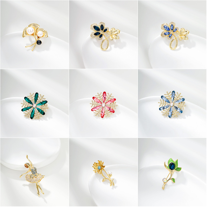 Xuping broche de alto nivel lujo ligero nicho accesorios de ropa temperamento viento broche fuente fábrica al por mayor personalizada image 4