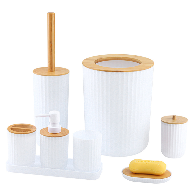 Customizado set de baño de bambú y madera artículos de baño de hotel tampones de algodón taza de cepillo de dientes bandeja de plástico baño ocho regalos