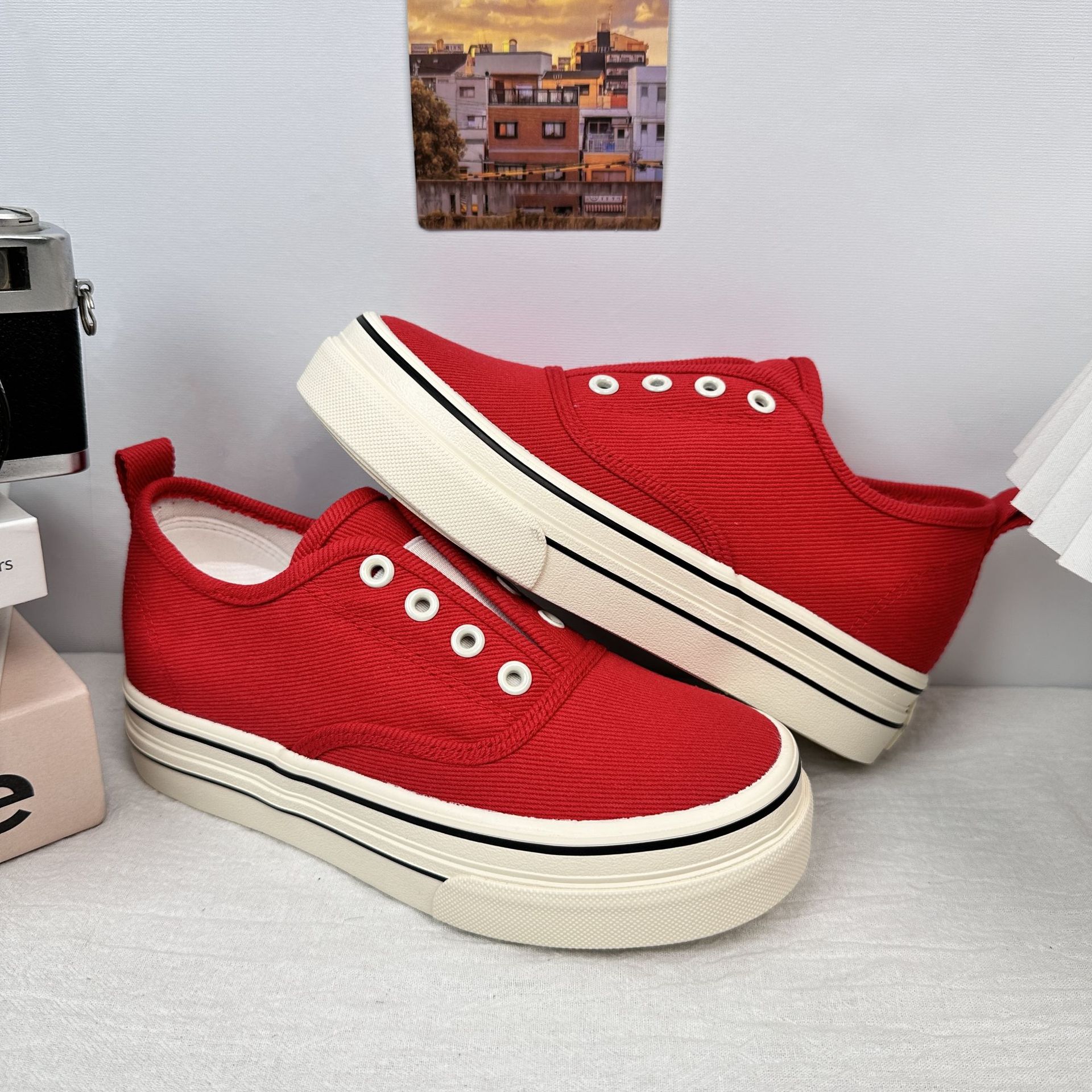 6653 zapatos de lona de suela gruesa para mujer, retro de nicho, estilo de Hong Kong chic, zapatos planos casuales de todo fósforo, zapatillas de deporte de un pie