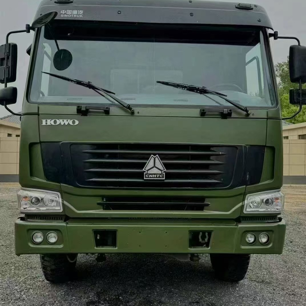 出口重汽豪沃前四后八自卸车厂家直供出口陕汽德龙渣土车厂家直供