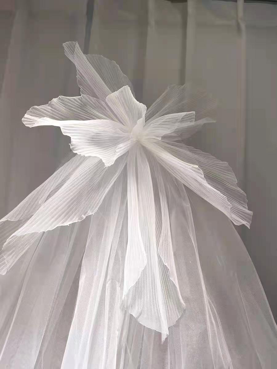 bride marry bow swan Headdress wedding Tailing Wedding dress Accessories Studio photograph prop