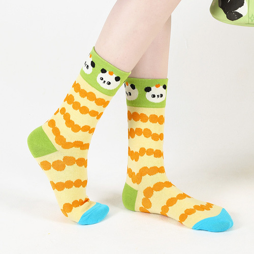 Original cartoon panda socks for women, sweet and versatile home floor socks, cotton socks, women's trendy mid-calf socks wholesale