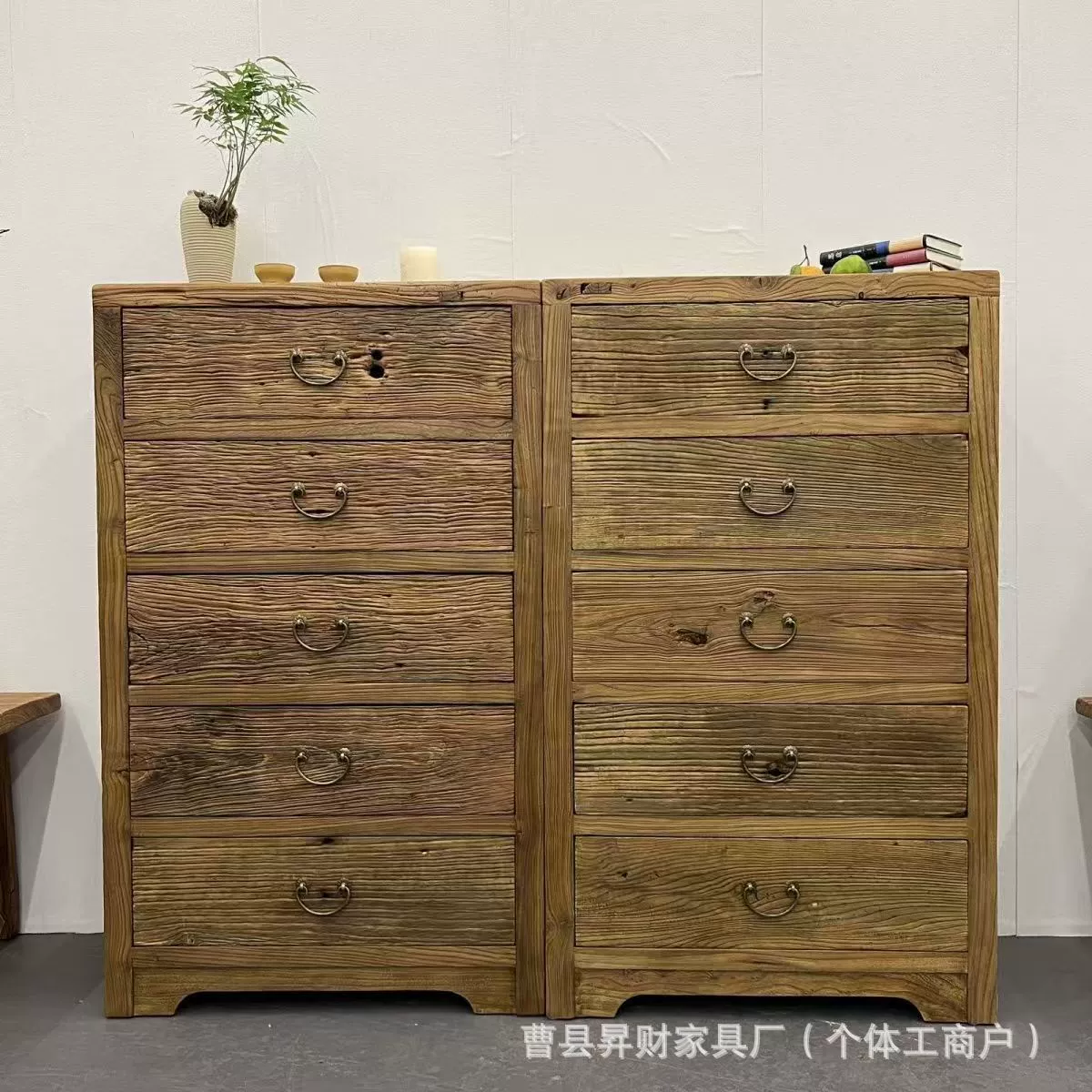 В тихом ветре старый ковшовый шкаф старый вязовый буфет ретро шкафчик шкафчик для спальни шкафчик