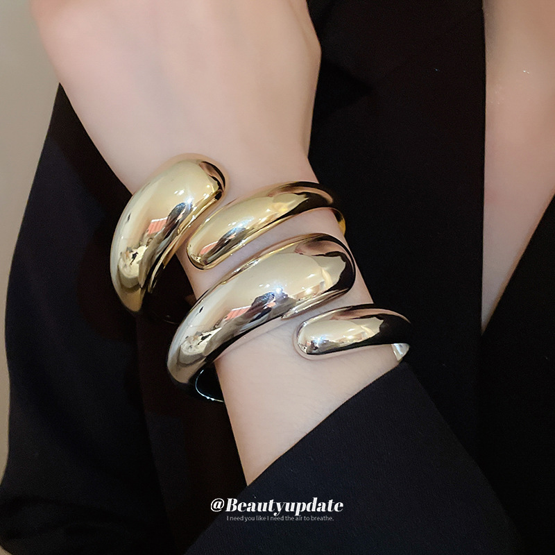 Pulsera de apertura acrílica cruzada ovalada pulsera de diseño transfronterizo europeo y americano moda exagerada joyería atmosférica al por mayor