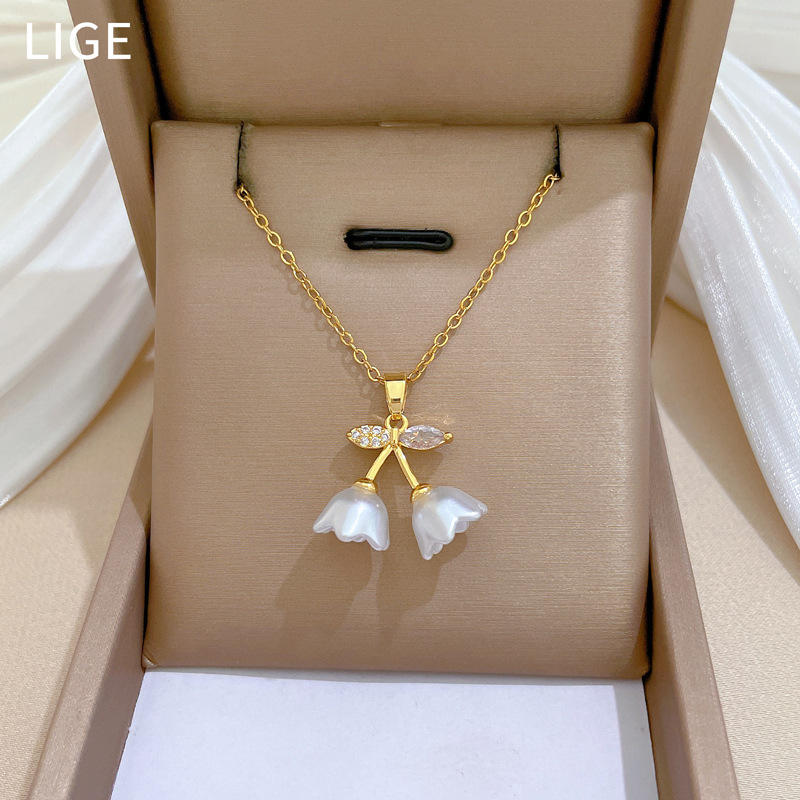 Cuerno de acero de titanio de acero de titanio de titanio de lujo ligero temperamento hermoso collar de diamante completo cadena de clavícula de acero de titanio