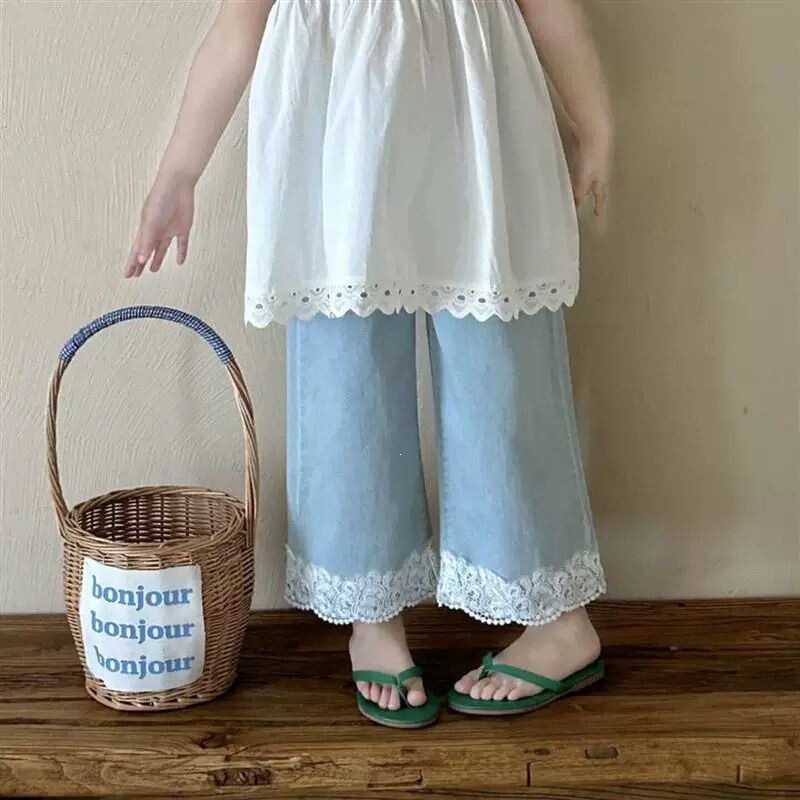 Girls' Tencel Jeans 2026 New Summer Thin Straight Pants Light-Colored Loose Summer Wear Children's Summer Pants