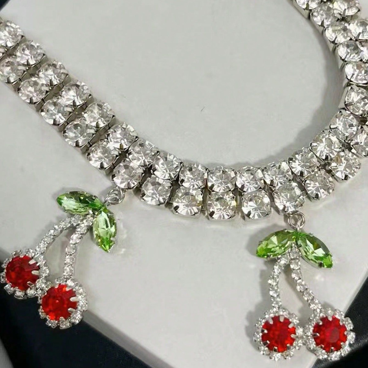 fashion sweet cherry pastoral style necklace shiny rhinestone simple versatile trend necklace women_voghion.com