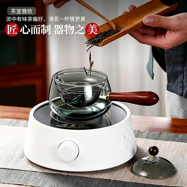 capacious glass teapot for home use
