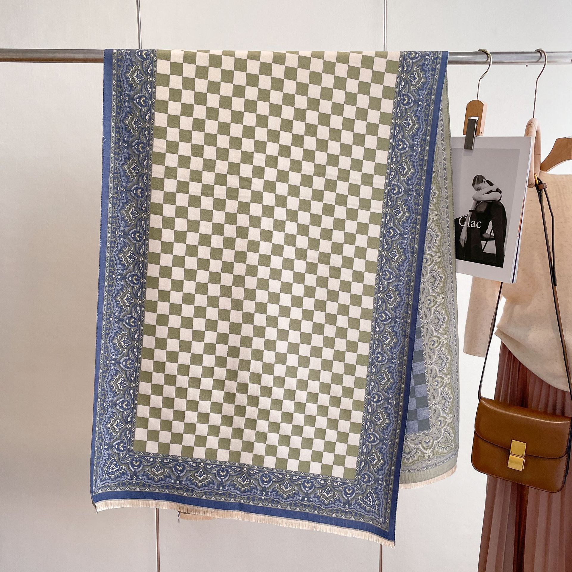 Comercio exterior transfronterizo Otoño e Invierno Nueva bufanda de Cachemira para mujer versátil simple a cuadros de doble cara chal cálido bufanda engrosada