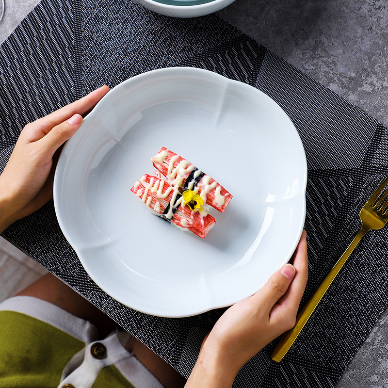 Fabricante de porcelana de gran capacidad de moldeo de flores de ciruela plato de sopa de cerámica platos de sopa de pescado hervido ensalada de pescado enchube platos profundos