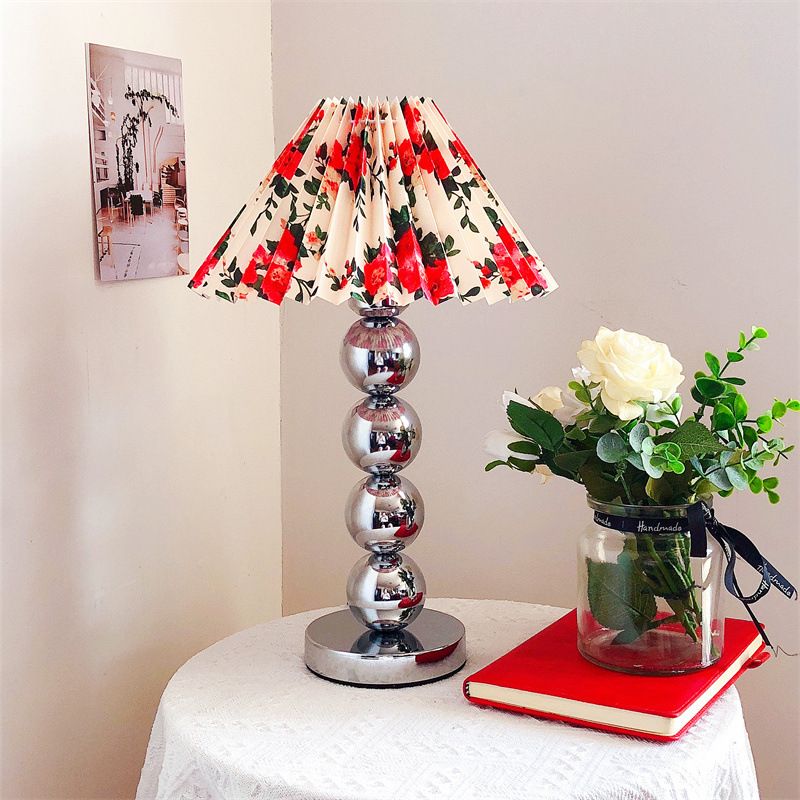 Estilo nórdico retro Bauhaus lámpara de escritorio estudio modelo habitación lámpara de escritorio dormitorio habitación decoración lámpara de noche