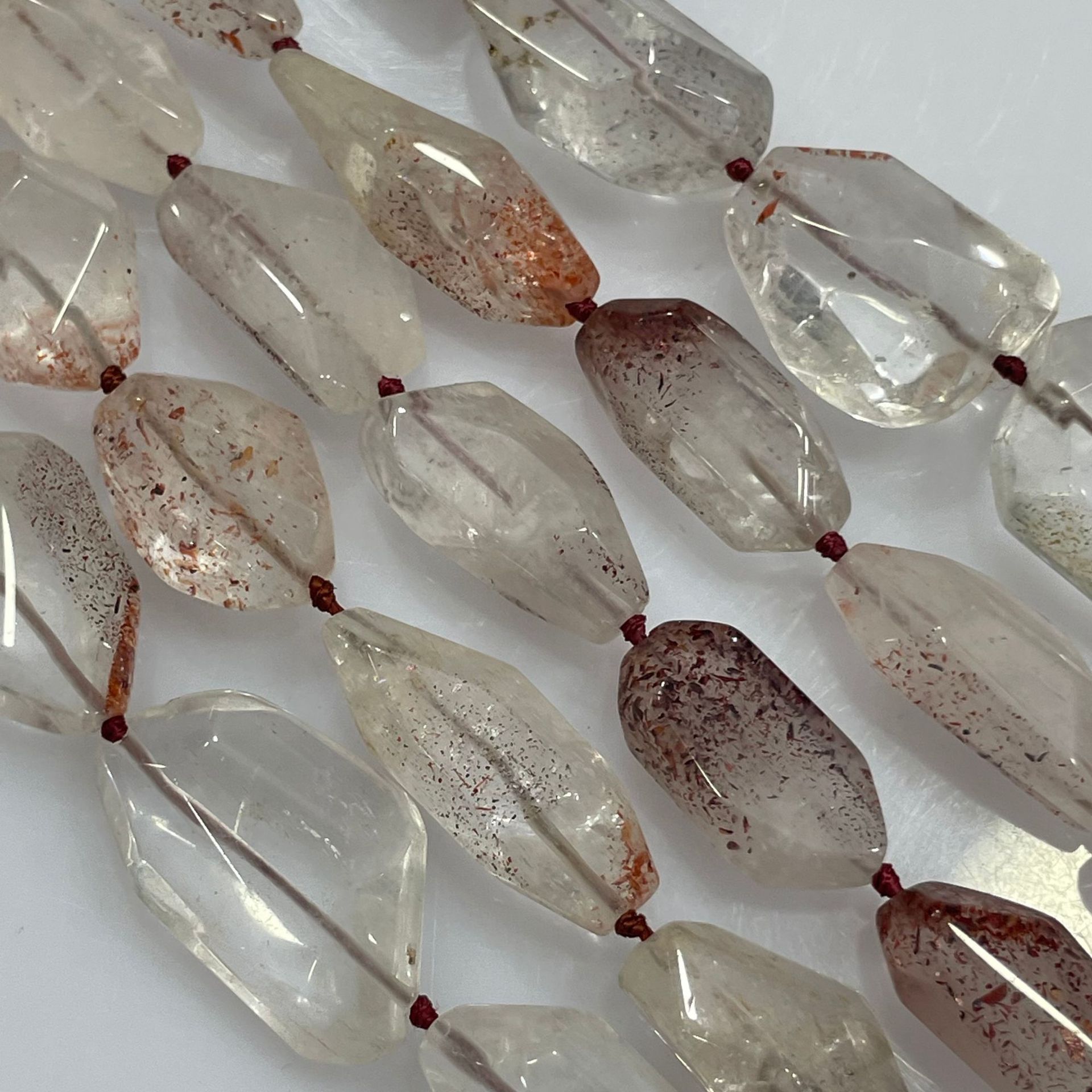 Strawberry crystal ore