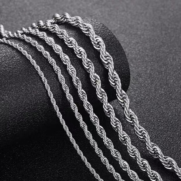 European and American Stainless Steel Twist Chain Men's Necklace Trendy Hip-Hop Personalized Titanium Gold Titanium Steel Necklace Jewelry Plain Chain Wholesale