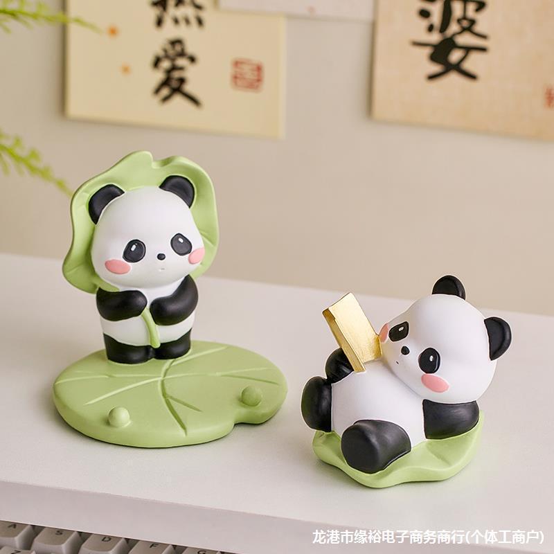 Red Panda Ornaments to Heal Emotions and Stable Work Station for Girls to Decompress Office Desk Decorations Cute Mobile Phone Holder