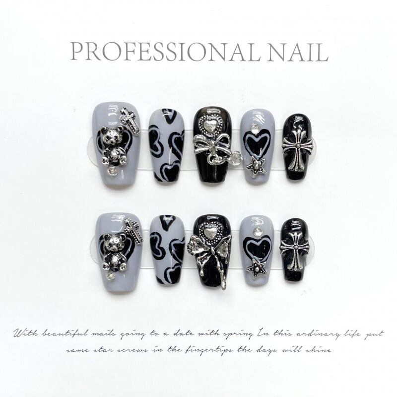 [Original design] pure hand-painted wear nail short ladder sweet cool hot girl metal bear heavy industry nail patch finished product