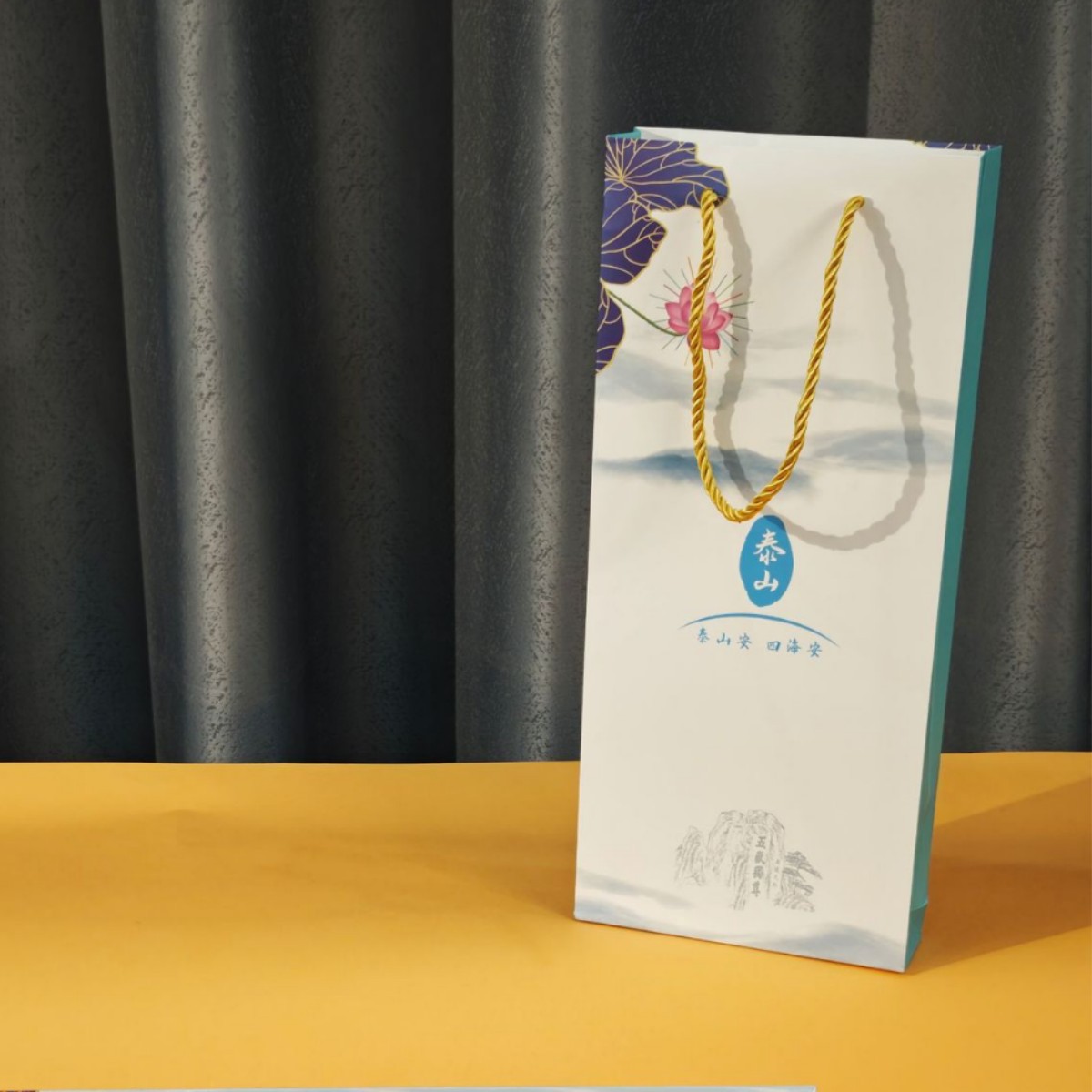 리틀 타이산 개인 핸드백(선물 상자 없음)