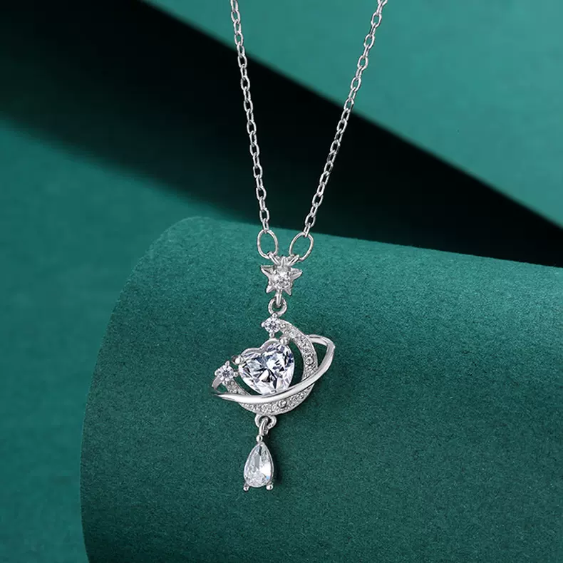 梦幻心月999纯银项链女夏2024新款爆款吊坠锁骨链礼物送女友饰品