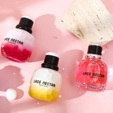 WARMKISS�ٽz����Ůʿ��ˮ���µ������㵭�Ź��S�羳���lһ�����l