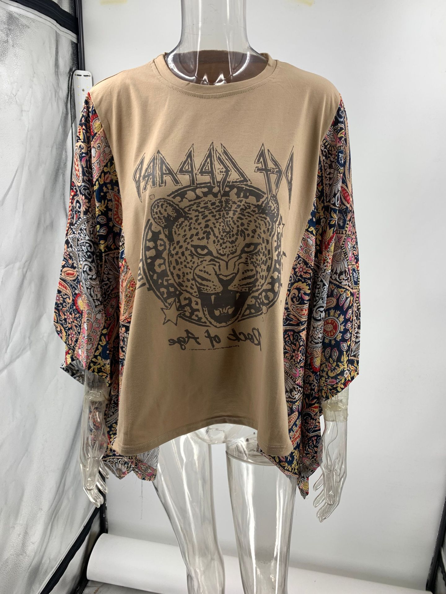 218g Weight Long Sleeve Sleeve Length Pullovers Placket Type Polyester Fabric Type Long Top Length T-shirt Tops Type Daily Occasion Round Neck Neckline Loose Fit Type Animal, Vocabulary Words/Name, Flower, Mushroom, Skull Pattern Summer Season Women's Gender Casual Style Wholesale Women's Polyester Casual Animal Vocabulary Words/Name Flower Long Sleeve T-Shirts 39