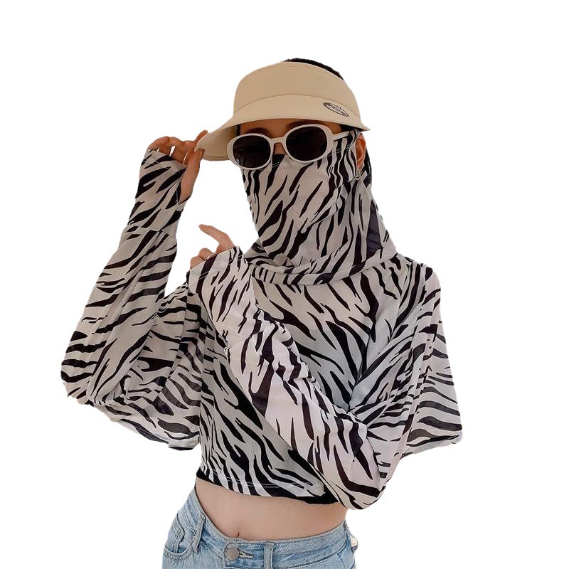 Sun Protection Shawl for Women in Summer, Black and White Driving Cape, Long-Sleeved Cycling Mask, Ice Silk Face Covering, One-Piece Short Sun Protection Clothing