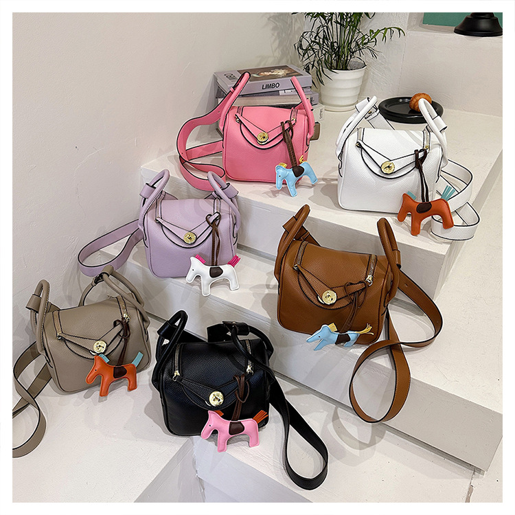 Sac pour femmes en PU de qualité haut de gamme sac Lindy mini petit sac à bandoulière mode Lindy sac pour femme sac de médecin sacs_voghion.com