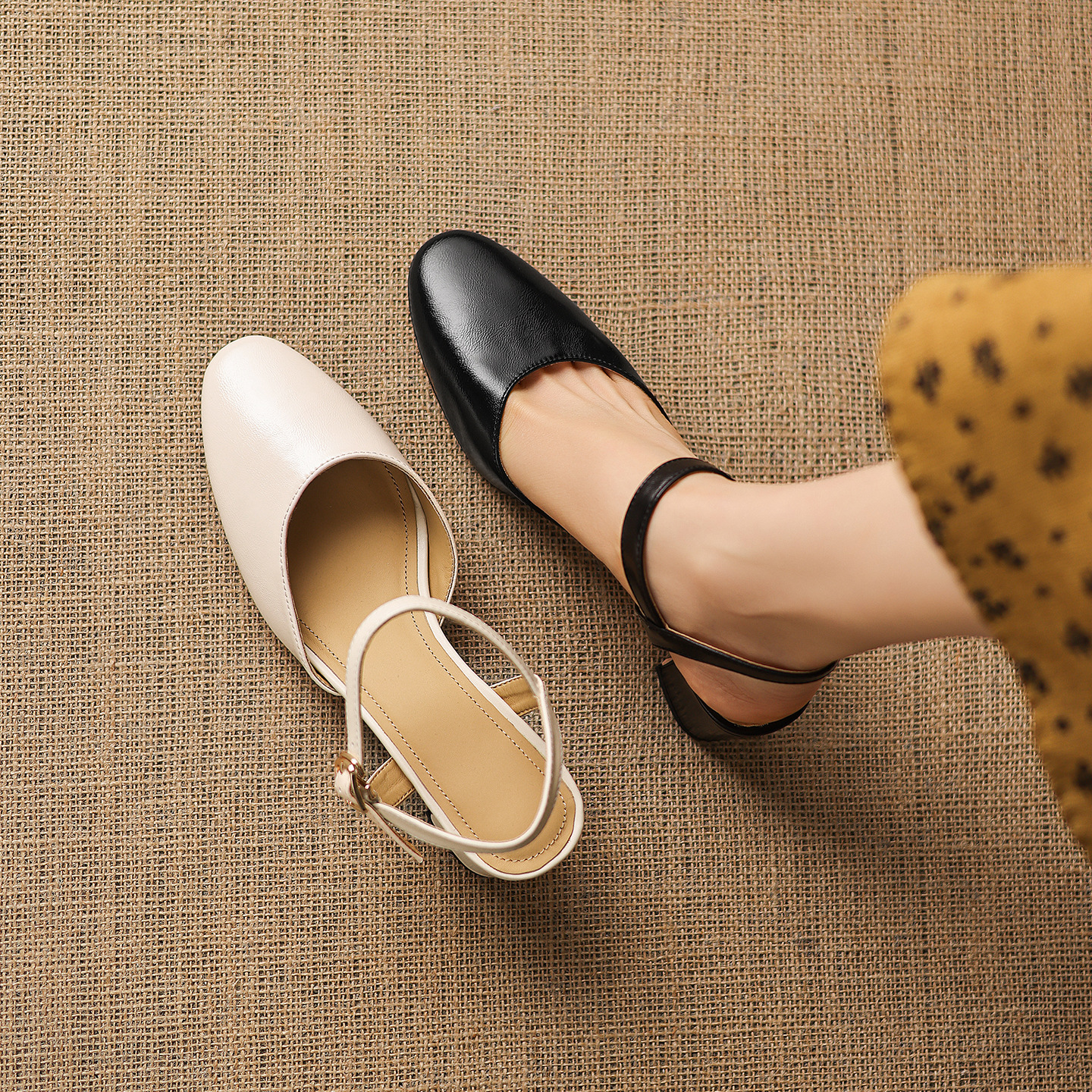 Sandal cao gót nữ quai ngang mũi kín gót 5 cm phong cách Hàn Quốc — đen