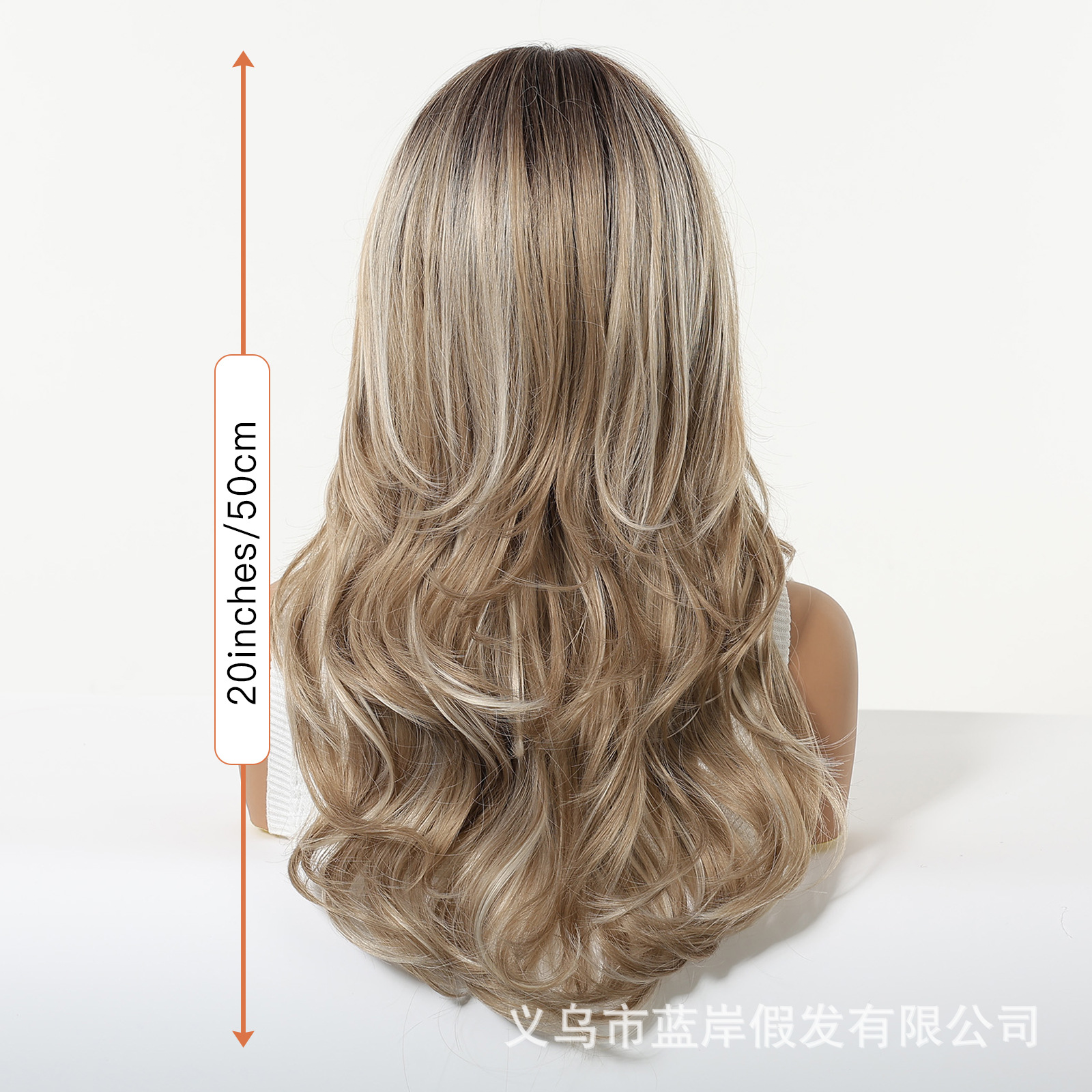 Europa y los Estados Unidos dorado gradiente peluca aire ocho caracteres Liu en el extranjero volante relajado sensación de atmósfera mediano largo rizado cubierta de cabeza completa