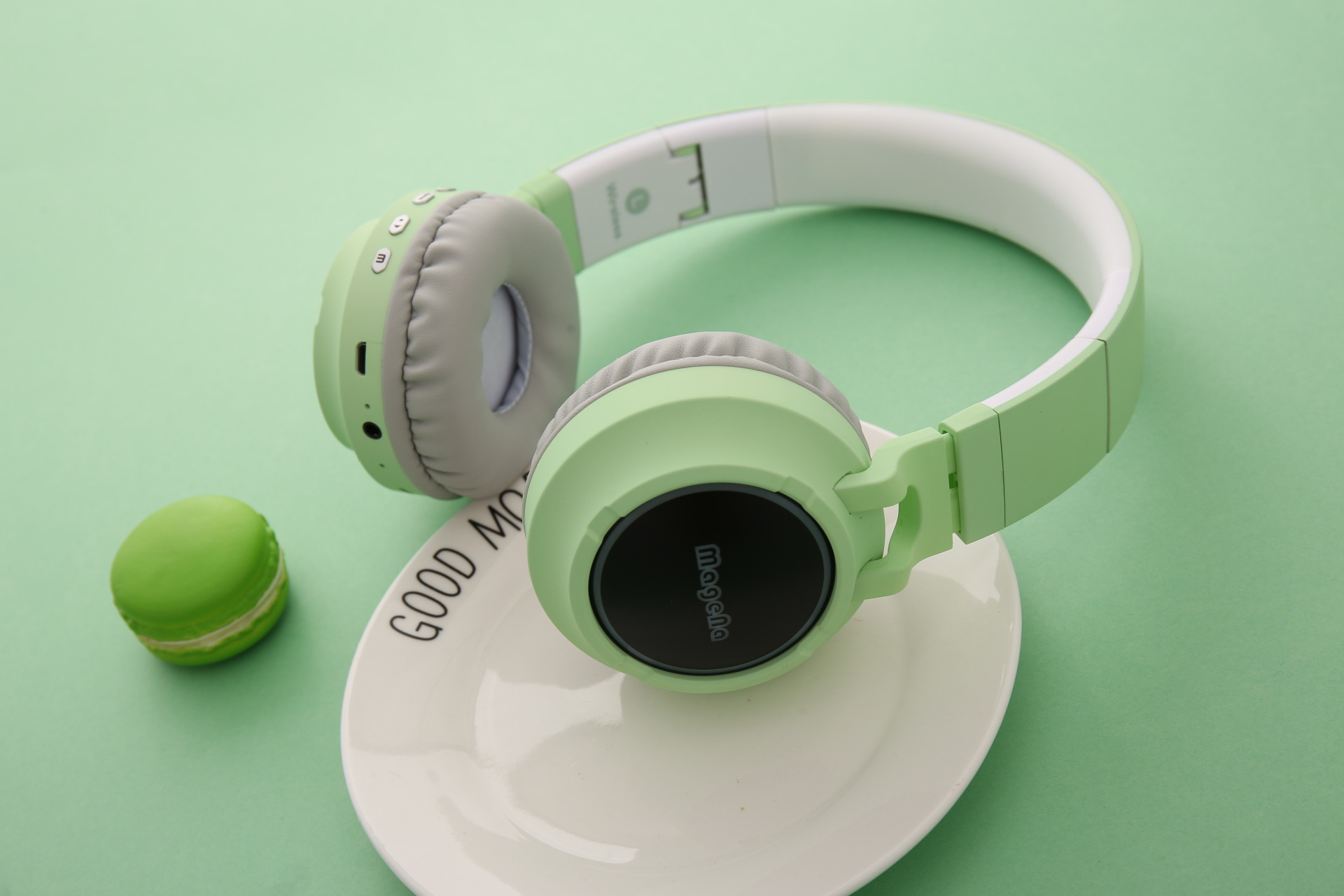 820 ultra-larga resistencia auricular Bluetooth inalámbrico auriculares fábrica al por mayor estéreo plegable deportes música auriculares