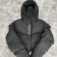 新しいTrapstar黒い短い帽子付き綿服冬保温服レトロ高街潮牌レトロ