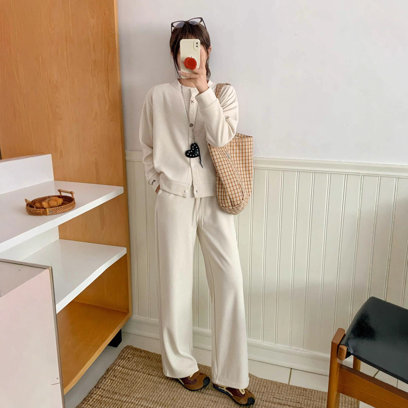 小个子套装休闲秋季时尚羊绒针织开衫刺绣休闲圆领两件套阔腿裤|undefined