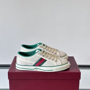 �¿�1977���Q�͹�ϵ������Ь�а�Ь���e��Hƽ�״̽��ٴ�