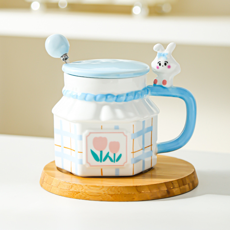 Taza de pareja de flores de conejo de tulipán Taza de cerámica de oficina de alto valor creativo Taza de café con tapa