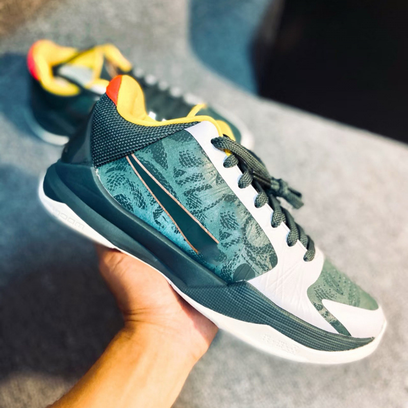 Cross-Border Kobe 5 Basketball Shoes Kobe5 World-Destroying Air Cushion Carbon Plate Practical Sneakers Cushioning Sports Shoes Men's and Women's Casual Shoes