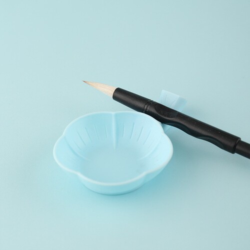 Plastic ink dish multifunctional brush holder brush wash brush stand water dish Four Treasures of the Study ink box ink plate ink pool brush lick ink stone 