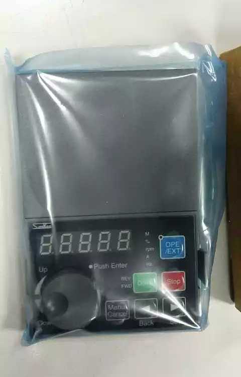 销售三垦变频器 SVC06-0022-NN42-W 现货原装，库存量大