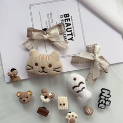国境を越えた樹脂靴の花の赤い本は、かわいい猫の蝶ネクタイの洞窟靴アクセサリーDIYアクセサリーを販売しています