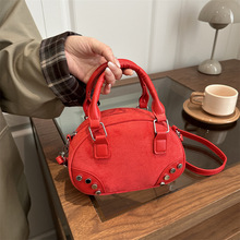 潮流复古秋冬季百搭小方包女个性通勤小众高级感气质洋气斜挎包