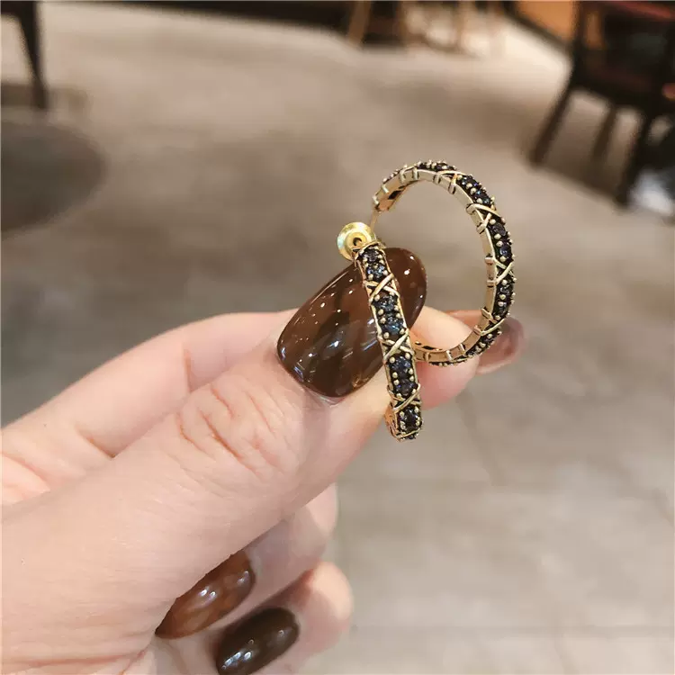 时尚复古耳环银针东大门耳饰镶钻耳圈高级感气质批发设计感耳坠